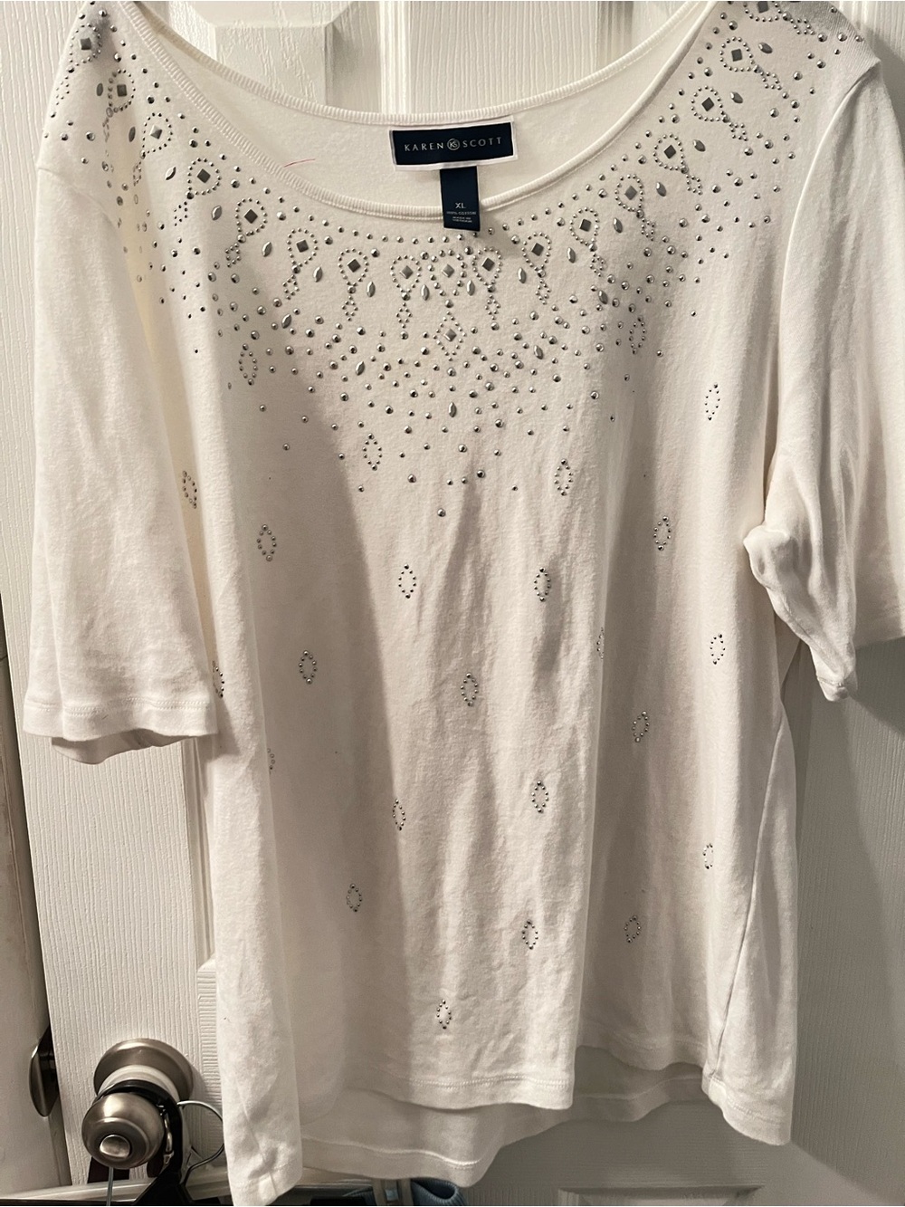 Karen Scott White Short-Sleeve Tee with Rhinestone Neckline 100% cotton SzXL